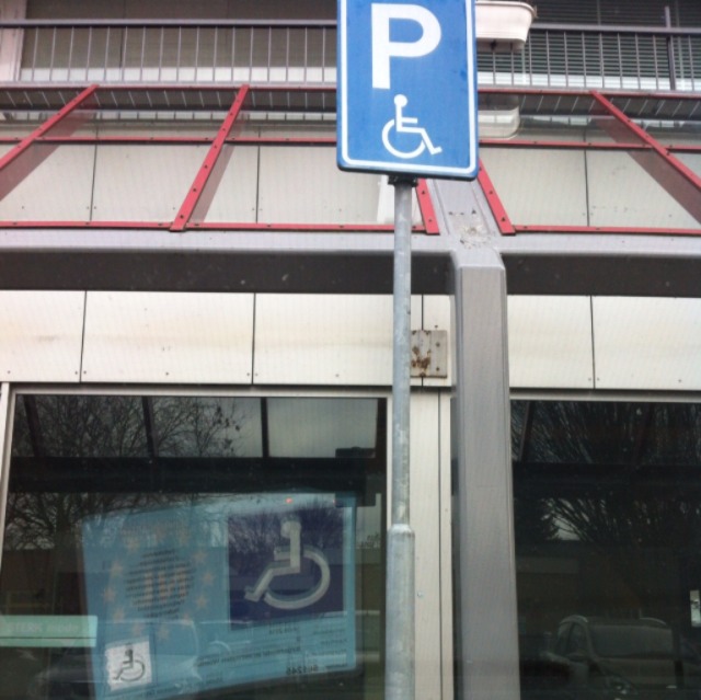 Parkeren gehandicapten Amsterdam, met digitale parkeerkaart